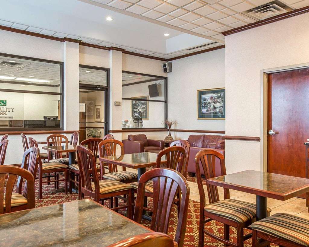Quality Inn Suwanee I-85 Restaurant foto